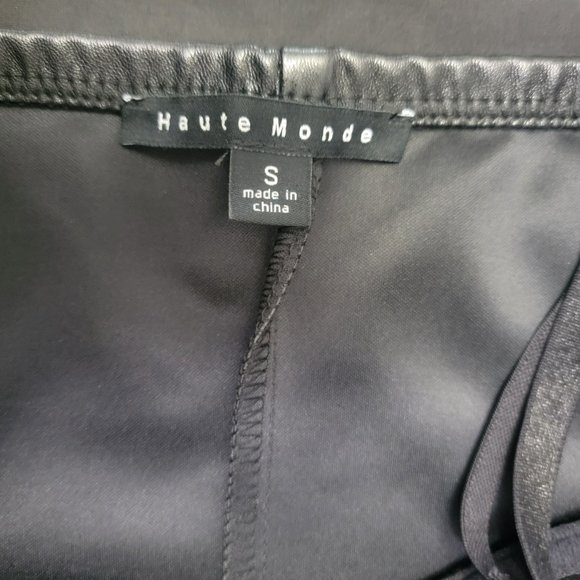 HAUTE MONDE BLAND DRESS, SIZE S, LEATHERETTE MATERIAL, VERY PRETTY - Picture 5 of 7